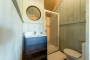 The bathroom within the safari lodges at Camel Creek 